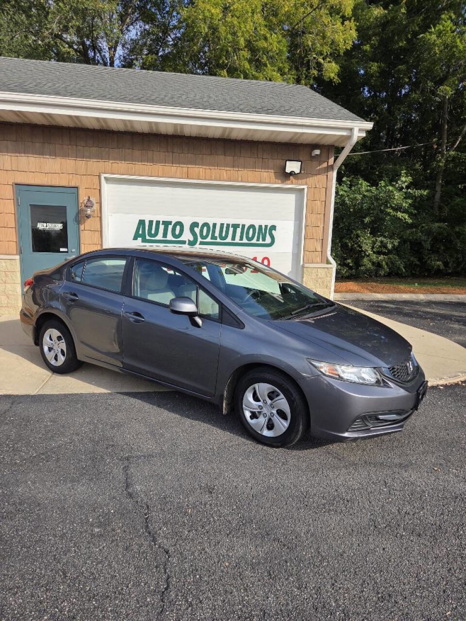 Used 2013 Honda Civic LX image 3