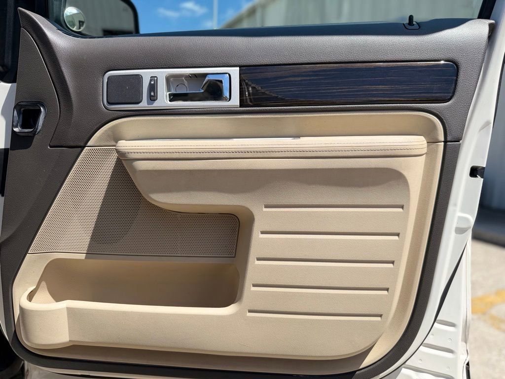 Used 2008 Lincoln MKX 2WD image 13