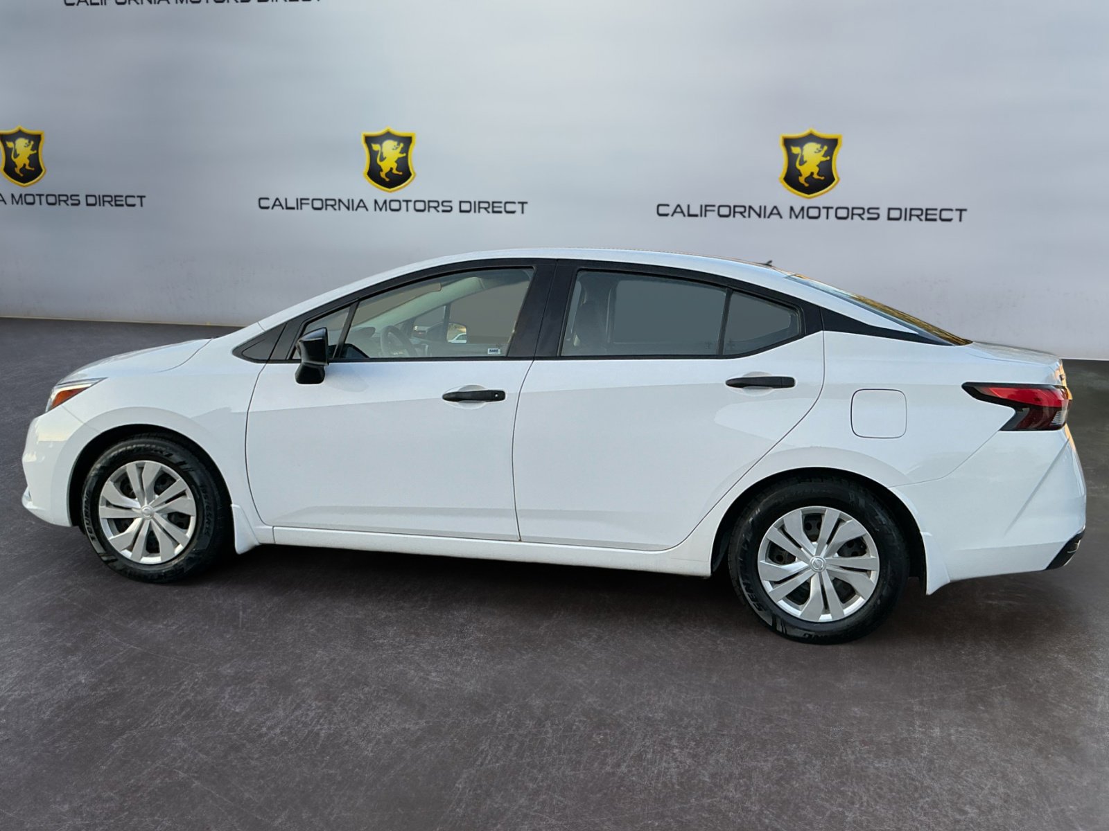 Used 2020 Nissan Versa S image 8