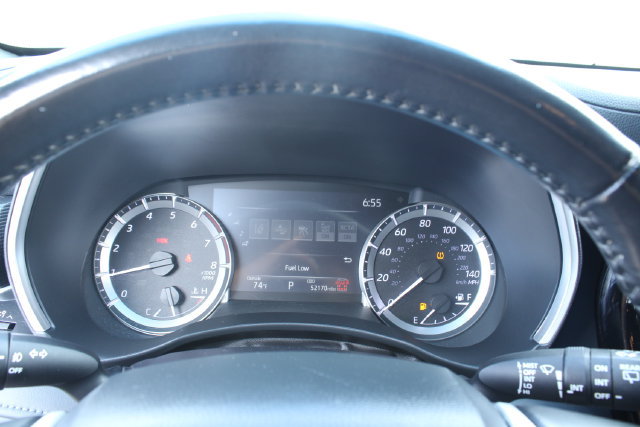 Used 2024 Toyota Highlander XSE FWD image 21