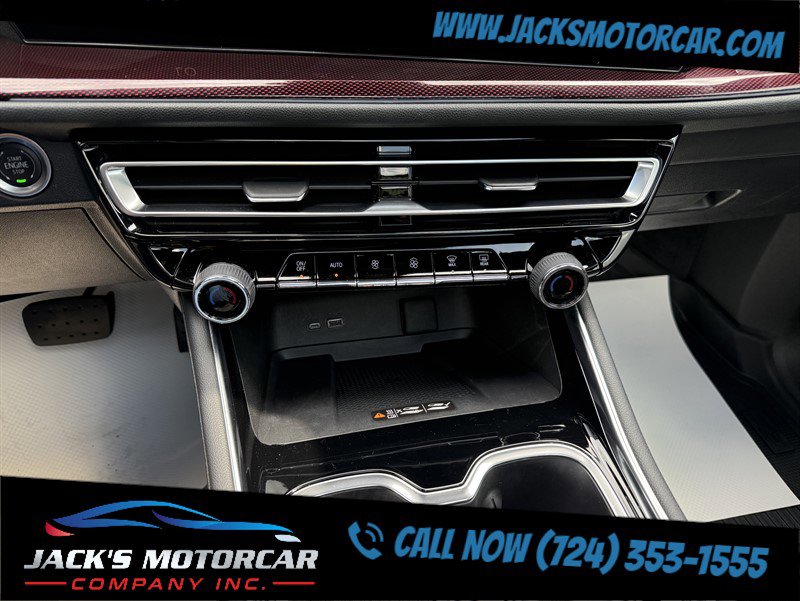 Used 2024 Chevrolet Traverse RS w/ LPO, Floor Liner Package image 32