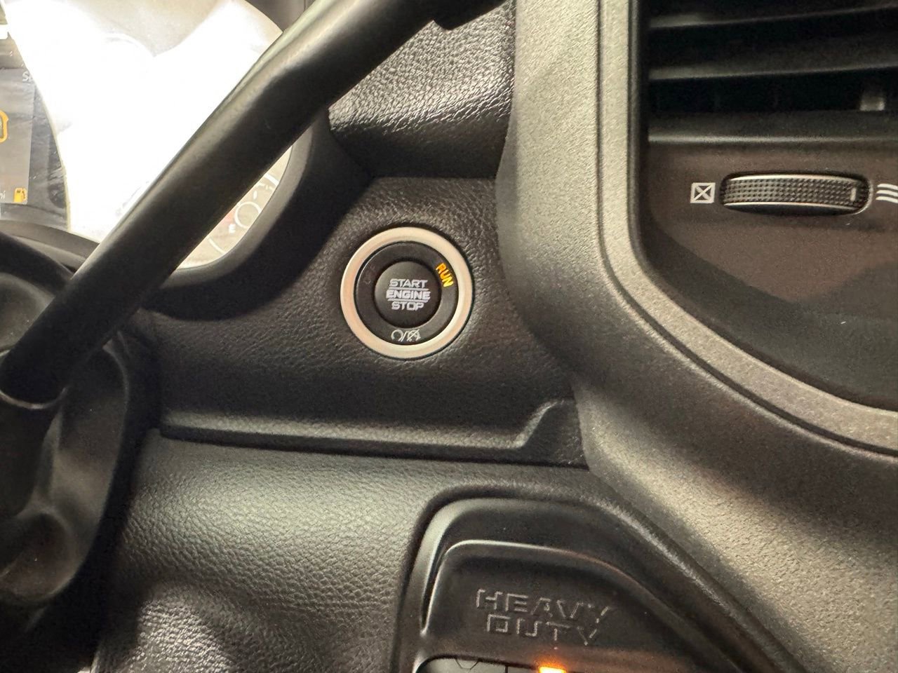 Used 2024 RAM 3500 Tradesman w/ Chrome Appearance Group image 17