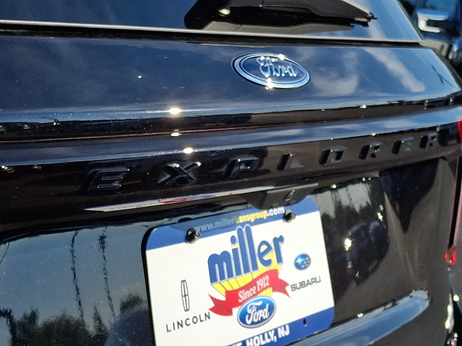 Used 2025 Ford Explorer ST AWD/4WD image 28