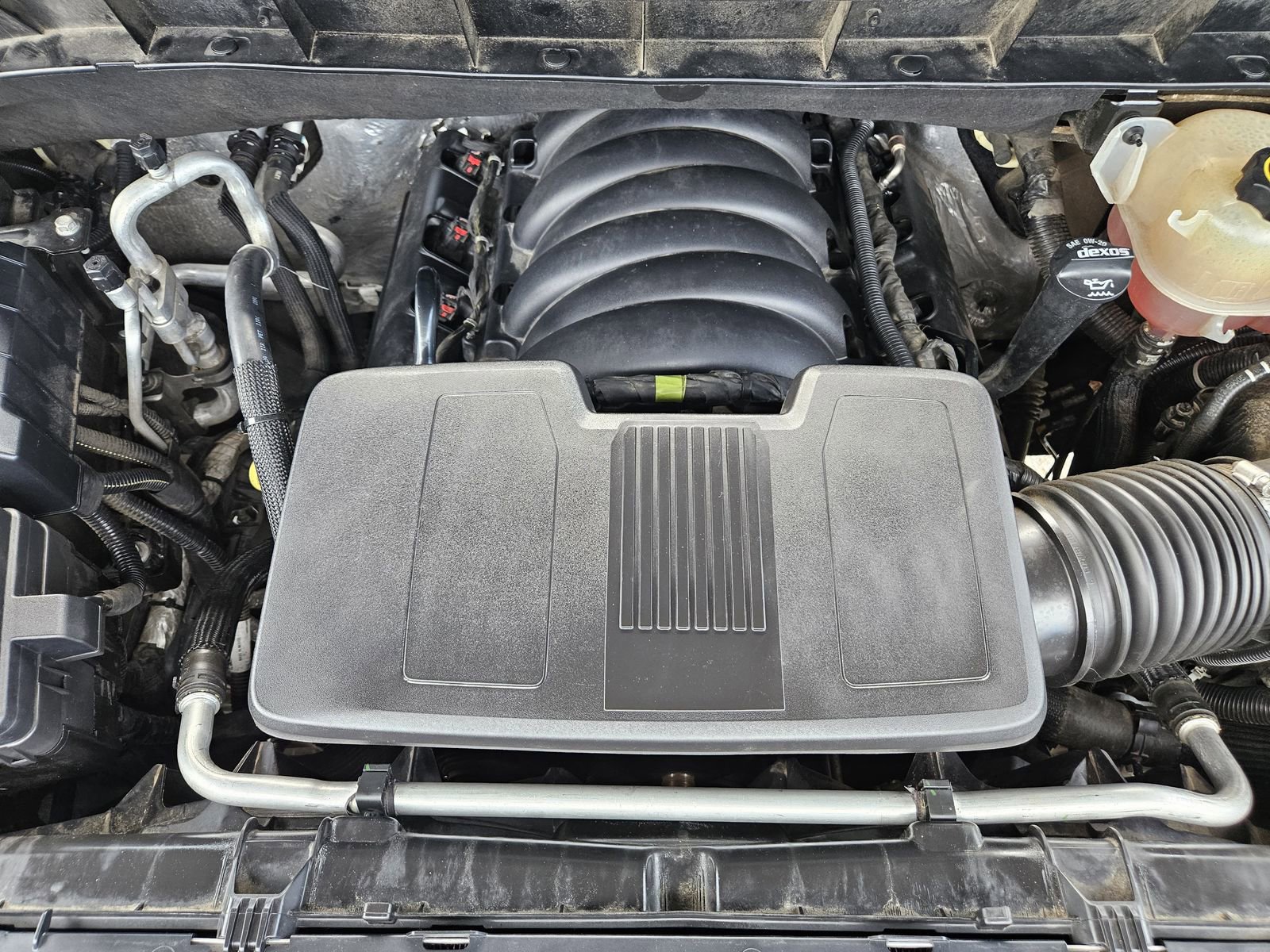 Used 2021 Chevrolet Silverado 1500 LT AWD/4WD image 31