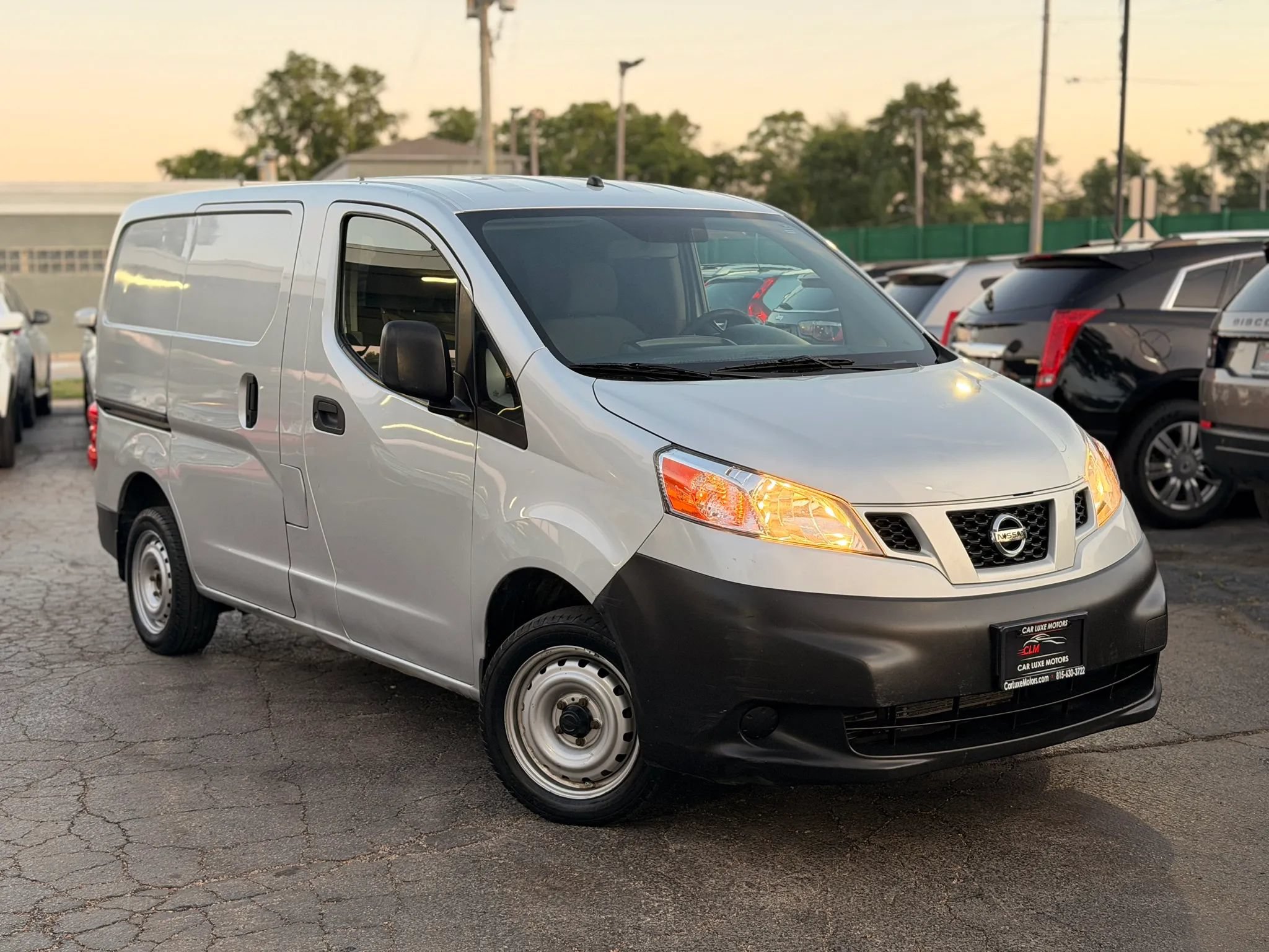 Used 2015 Nissan NV200 S w/ Back Door Glass Package FWD image 3