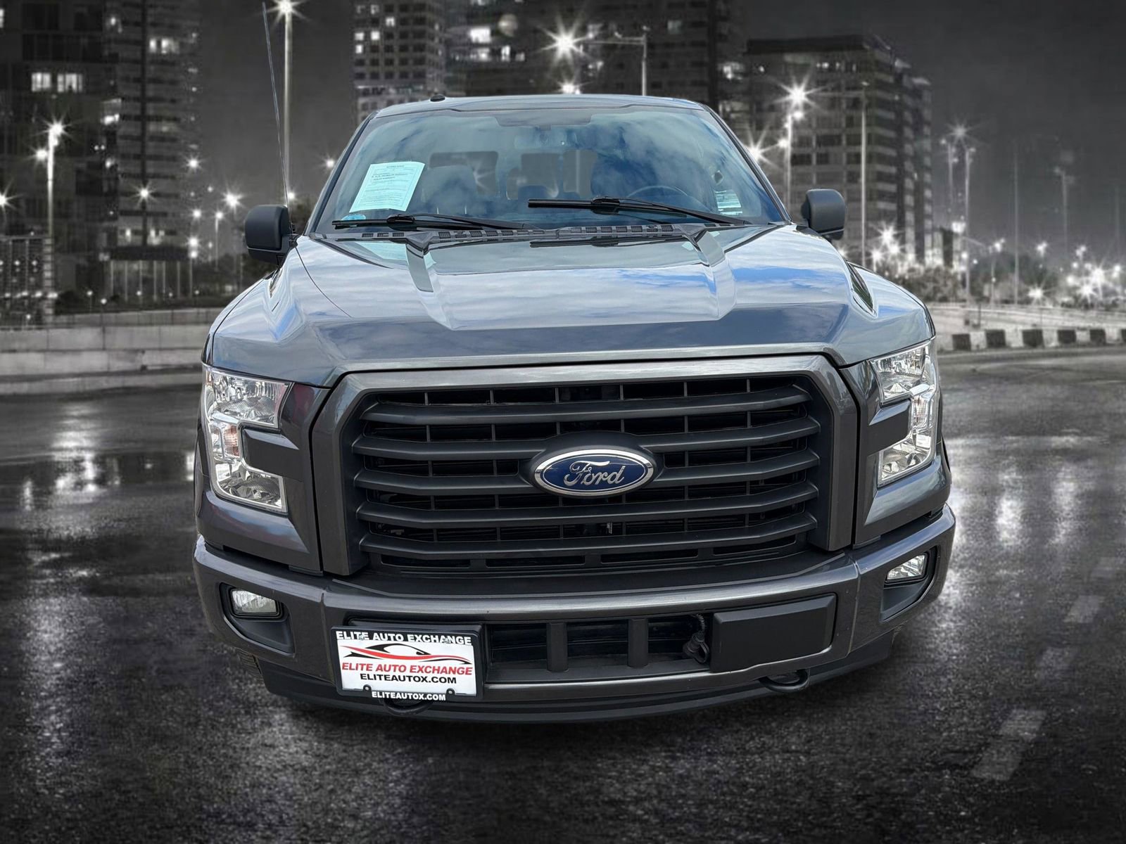 Used 2017 Ford F150 XLT w/ Equipment Group 302A Luxury AWD/4WD image 9