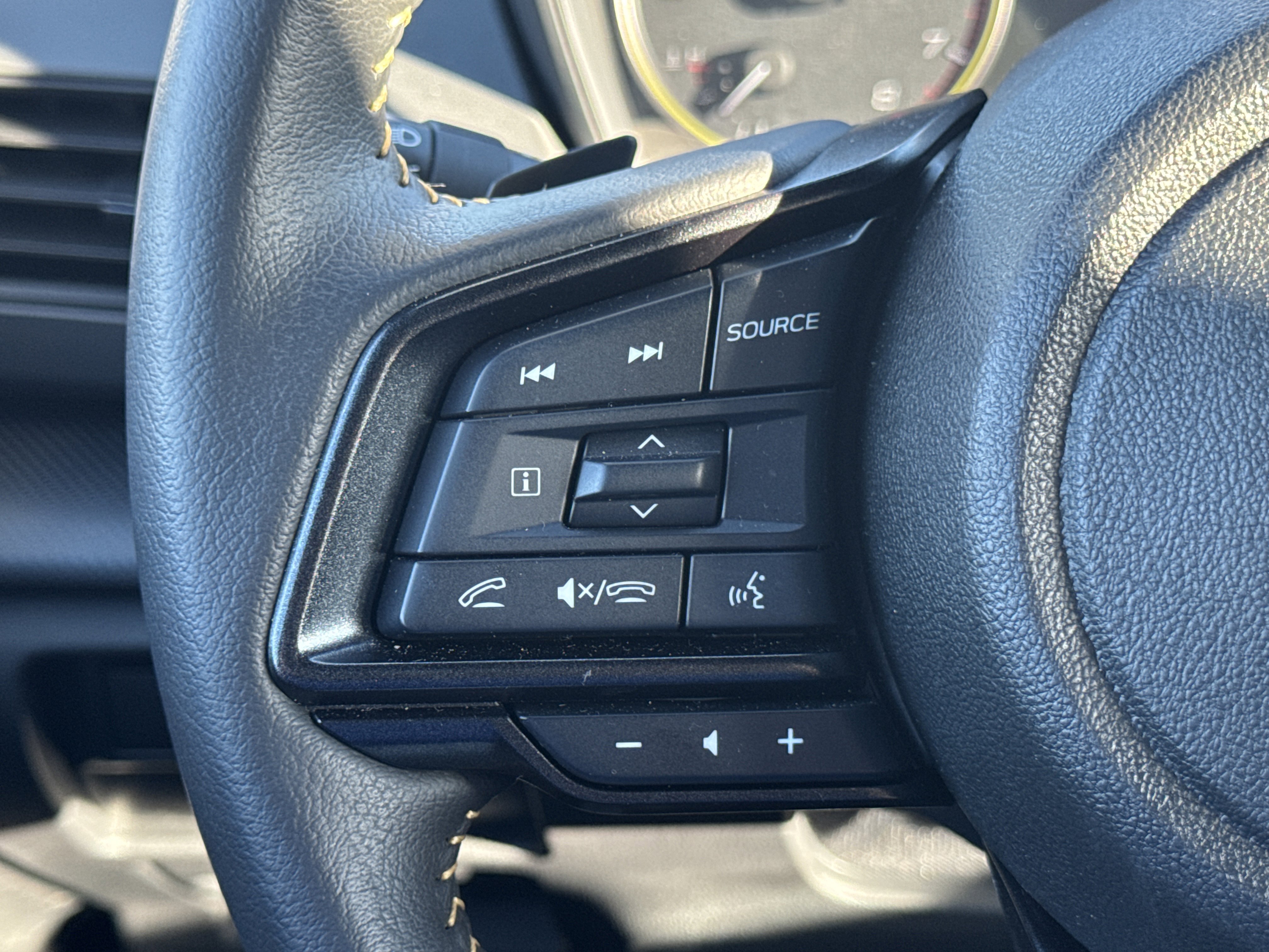 Certified 2025 Subaru Crosstrek 2.5i Sport w/ Crosstrek Mirror Package image 14