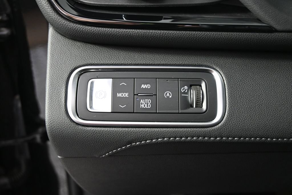 Used 2025 Buick Enclave Avenir w/ Super Cruise Package AWD/4WD image 25