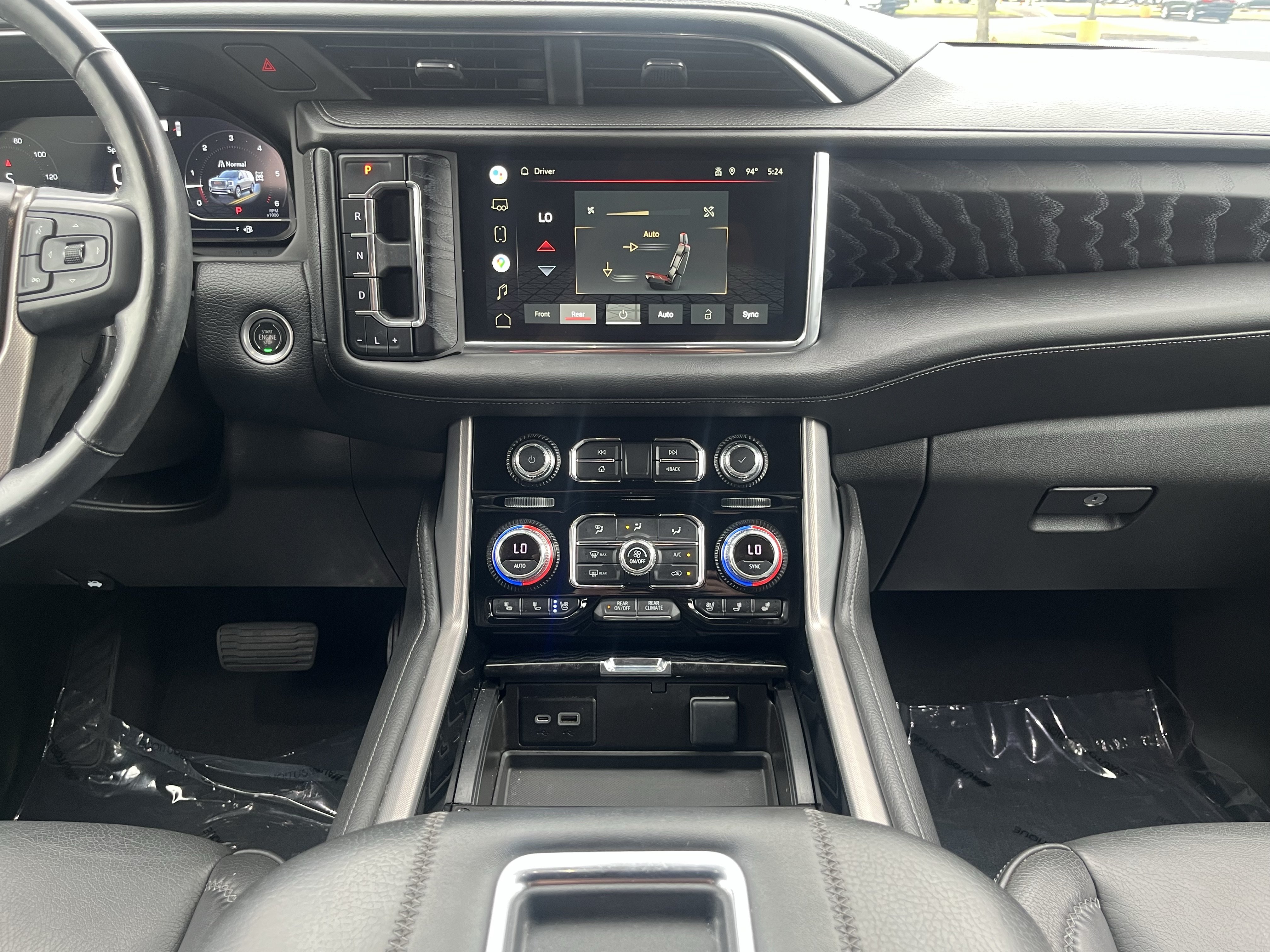 Used 2022 GMC Yukon Denali AWD/4WD image 26