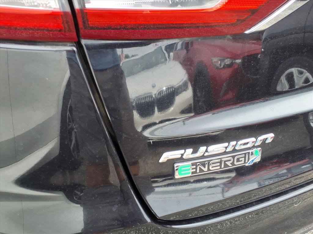 Used 2019 Ford Fusion Energi Titanium image 7