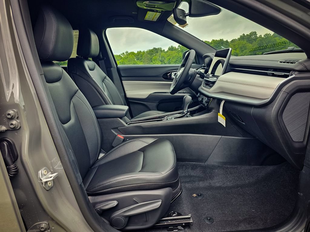 New 2026 Jeep Compass Limited AWD/4WD image 37