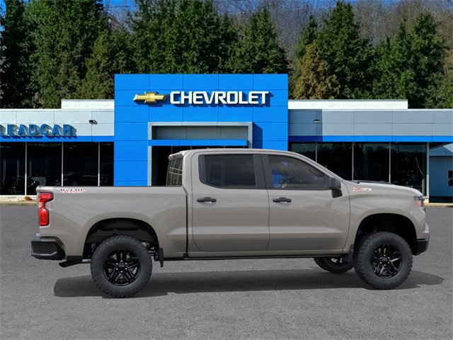 New 2026 Chevrolet Silverado 1500 Custom Trail Boss w/ LPO, Dark Essentials Package image 5