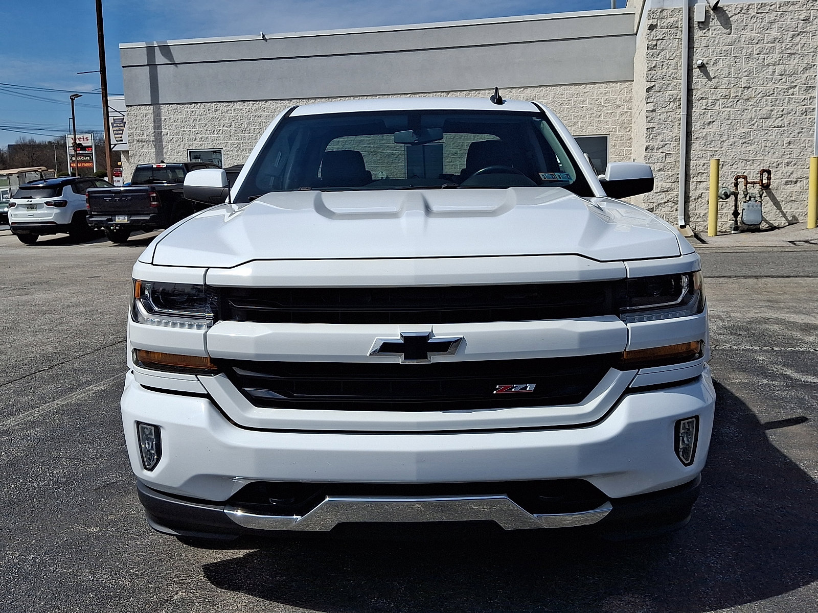 Used 2018 Chevrolet Silverado 1500 LT w/ All Star Edition image 3
