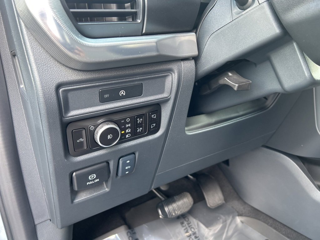 New 2025 Ford F150 Lariat w/ Equipment Group 502A High image 20