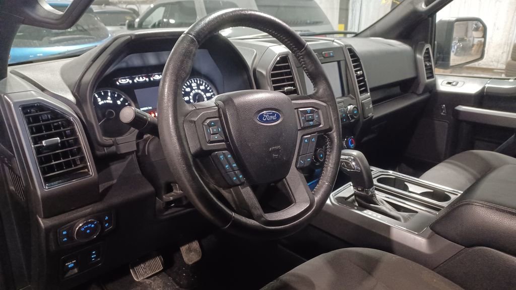 Used 2019 Ford F150 XLT w/ Equipment Group 301A Mid image 5
