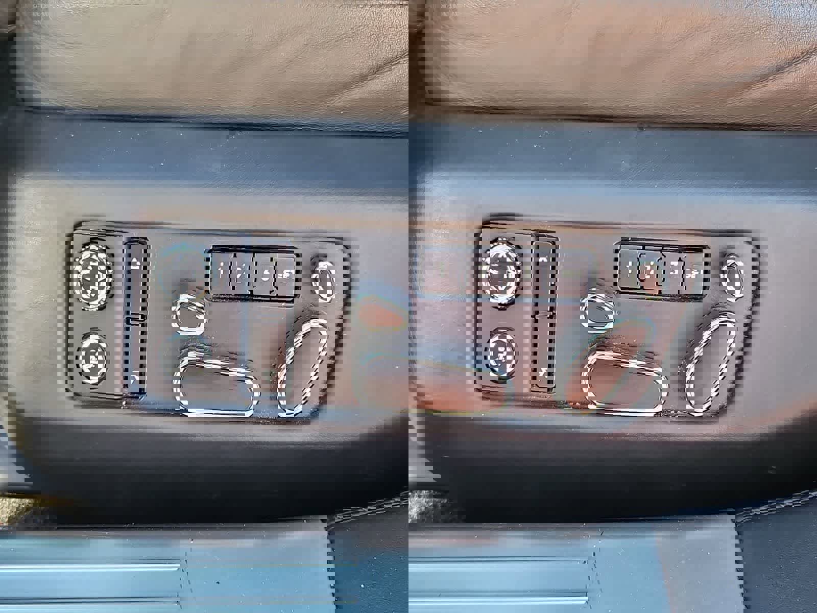 Used 2006 Bentley Flying Spur Flying Spur image 16