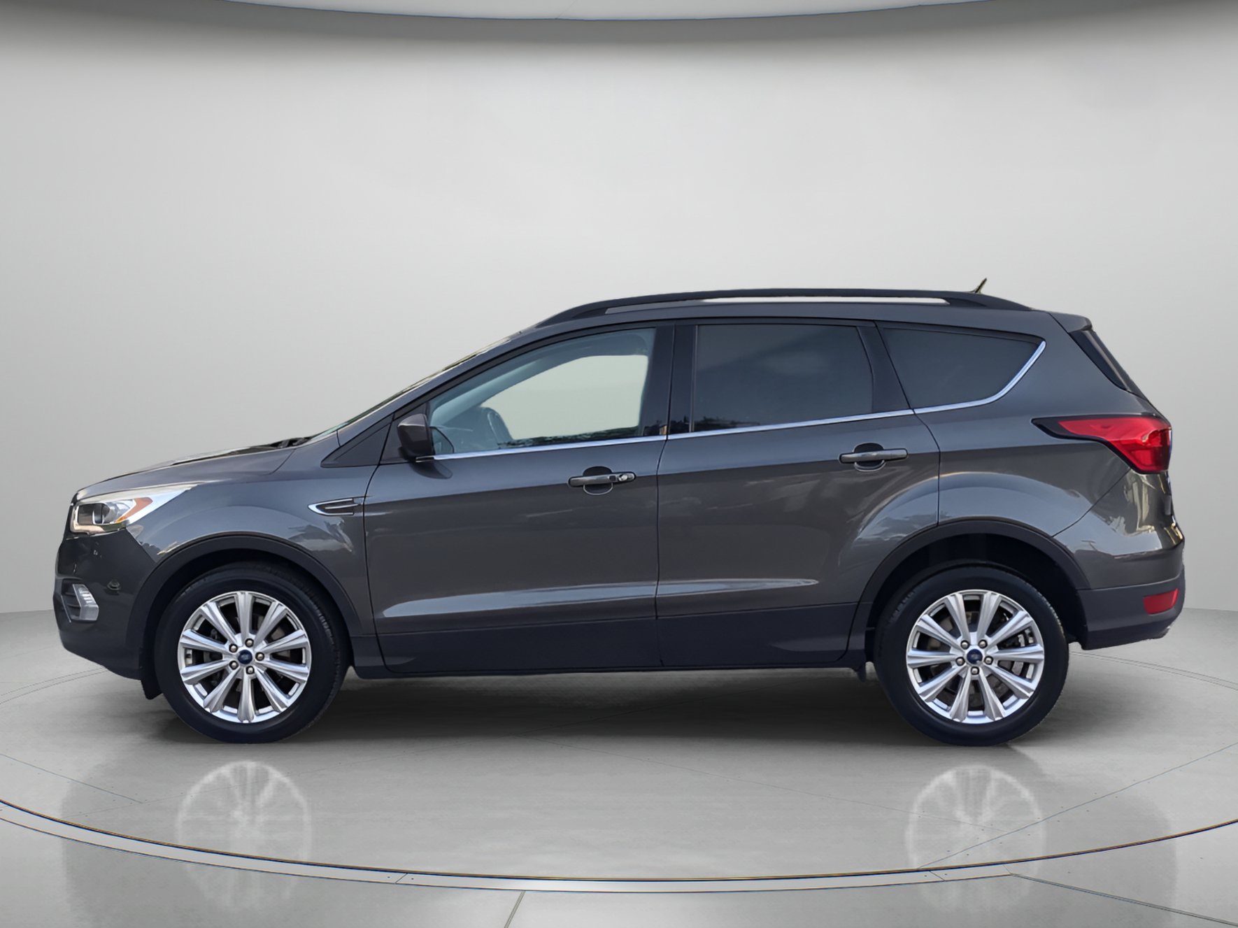 Certified 2019 Ford Escape SEL FWD image 43