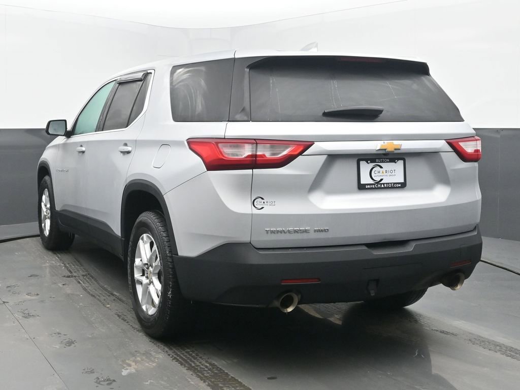 Used 2018 Chevrolet Traverse LS image 4