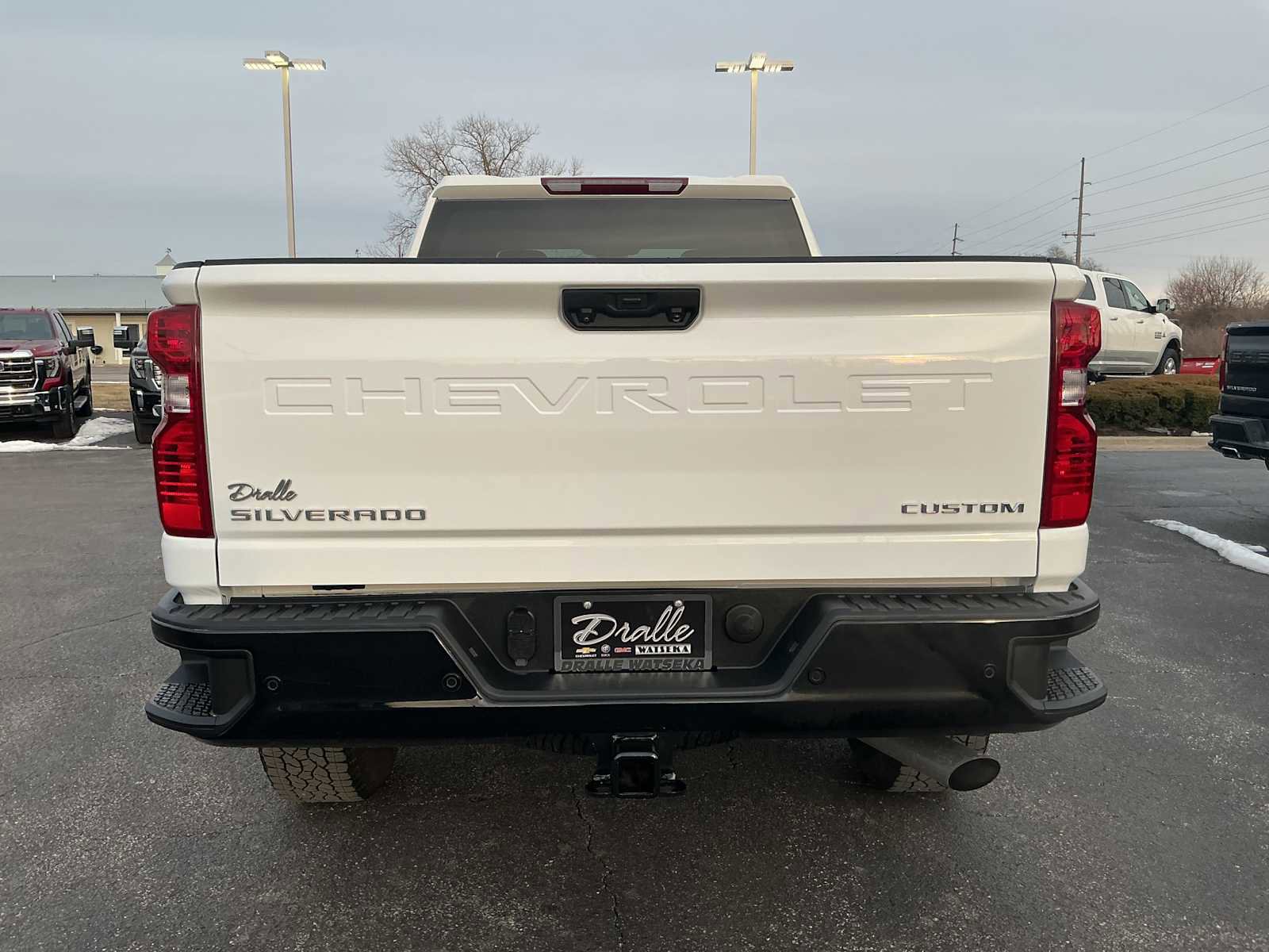 Used 2024 Chevrolet Silverado 2500 Custom w/ Custom Value Package image 6