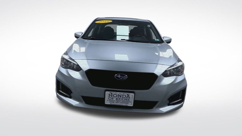 Used 2019 Subaru Impreza 2.0i Sport image 3