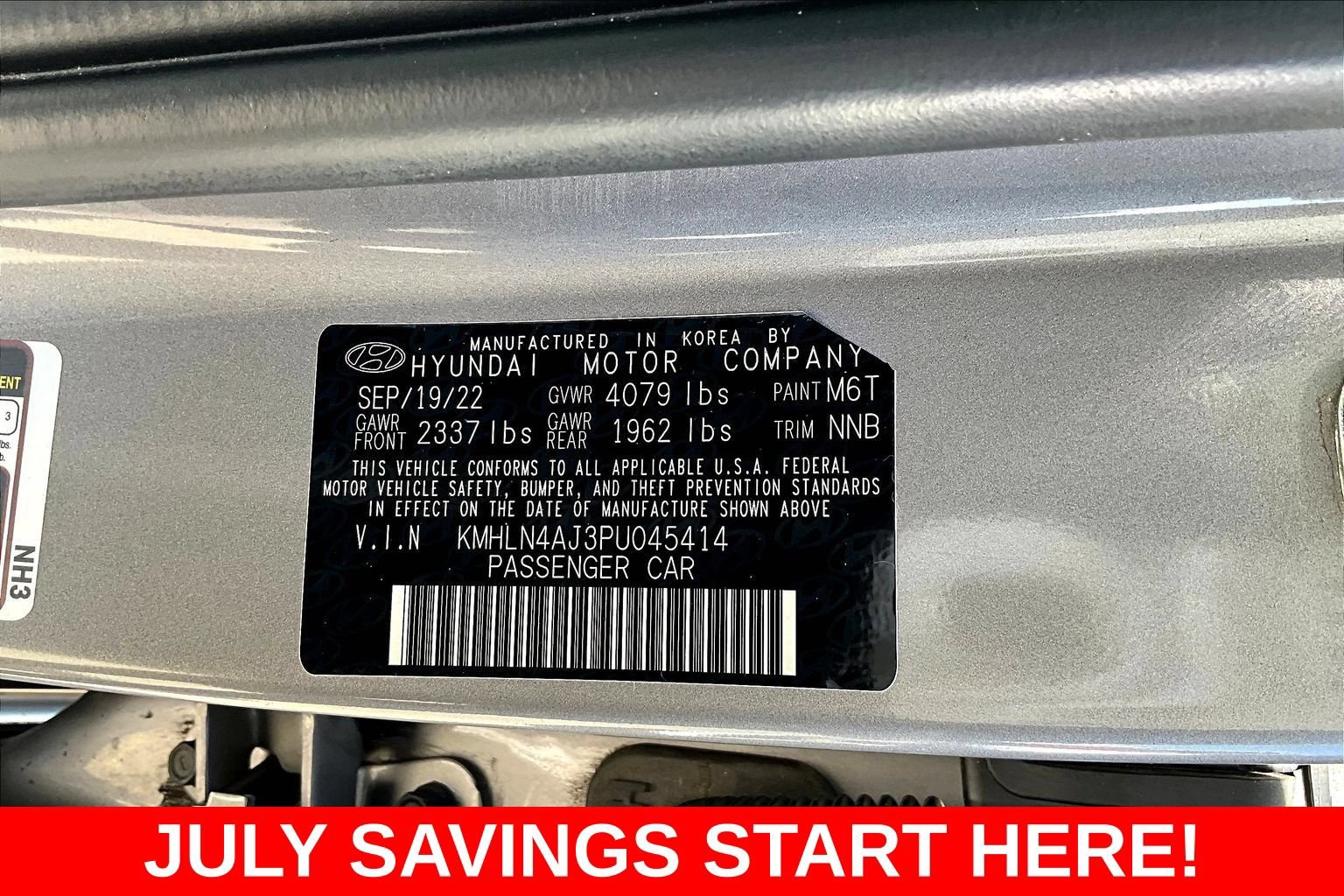 Used 2023 Hyundai Elantra Limited w/ Preferred Accessory Package FWD image 19