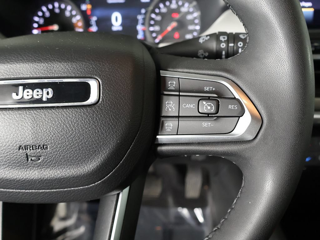 Used 2023 Jeep Compass Limited AWD/4WD image 41