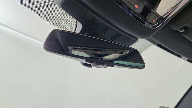 Used 2023 BMW 540i w/ M Sport Package image 53