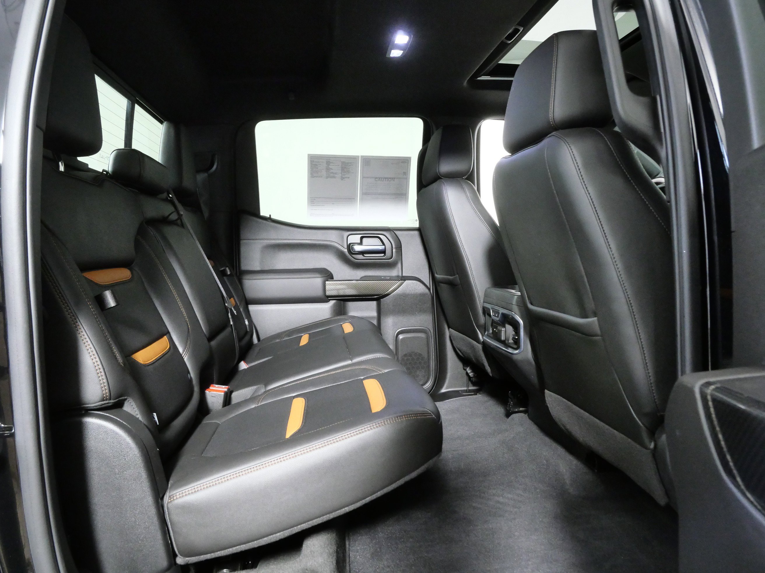 Used 2020 GMC Sierra 1500 AT4 w/ AT4 Premium Package AWD/4WD image 14