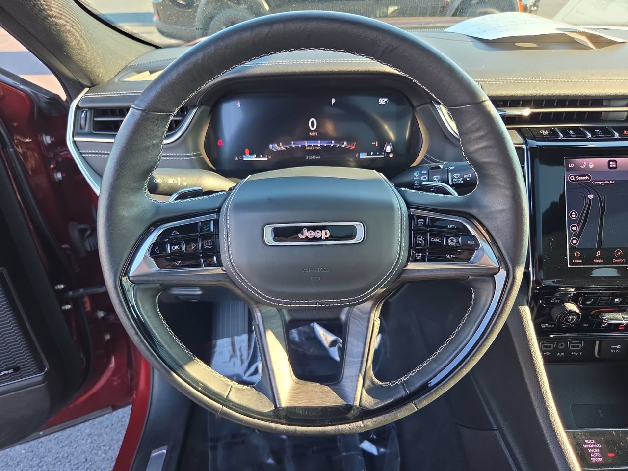 Used 2022 Jeep Grand Cherokee Overland w/ Advanced Protech Group III AWD/4WD image 24
