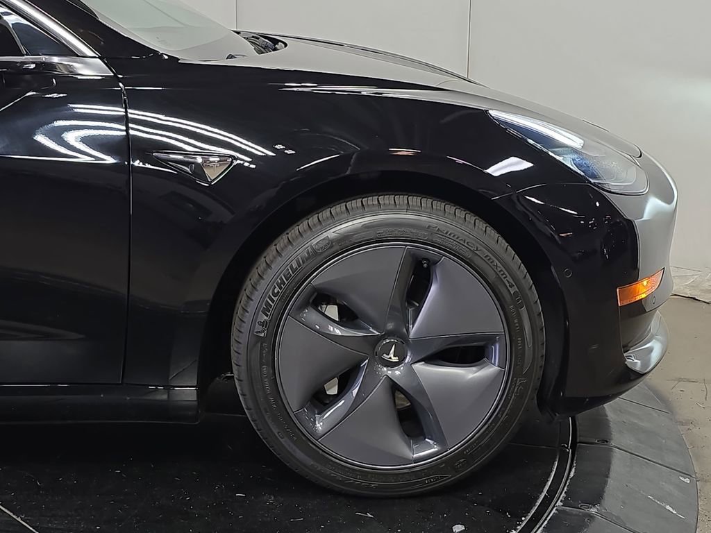 Used 2019 Tesla Model 3 RWD image 11