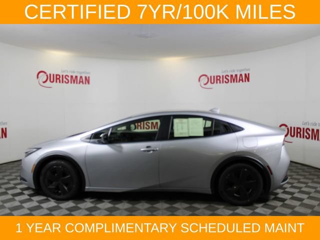 Used 2025 Toyota Prius LE FWD image 5