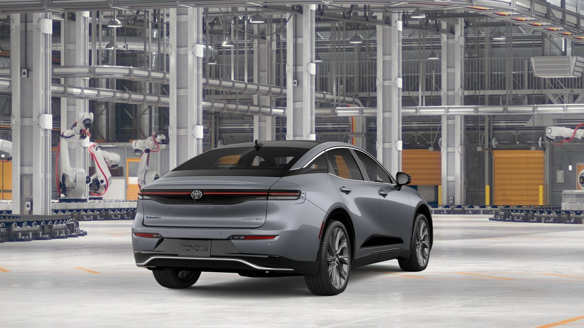 New 2027 Toyota Crown AWD/4WD image 9