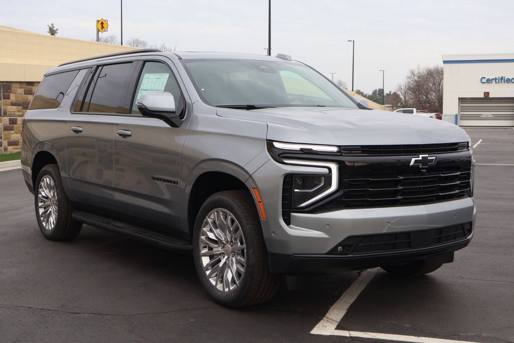 New 2026 Chevrolet Suburban RST w/ Advanced Technology Package AWD/4WD image 10