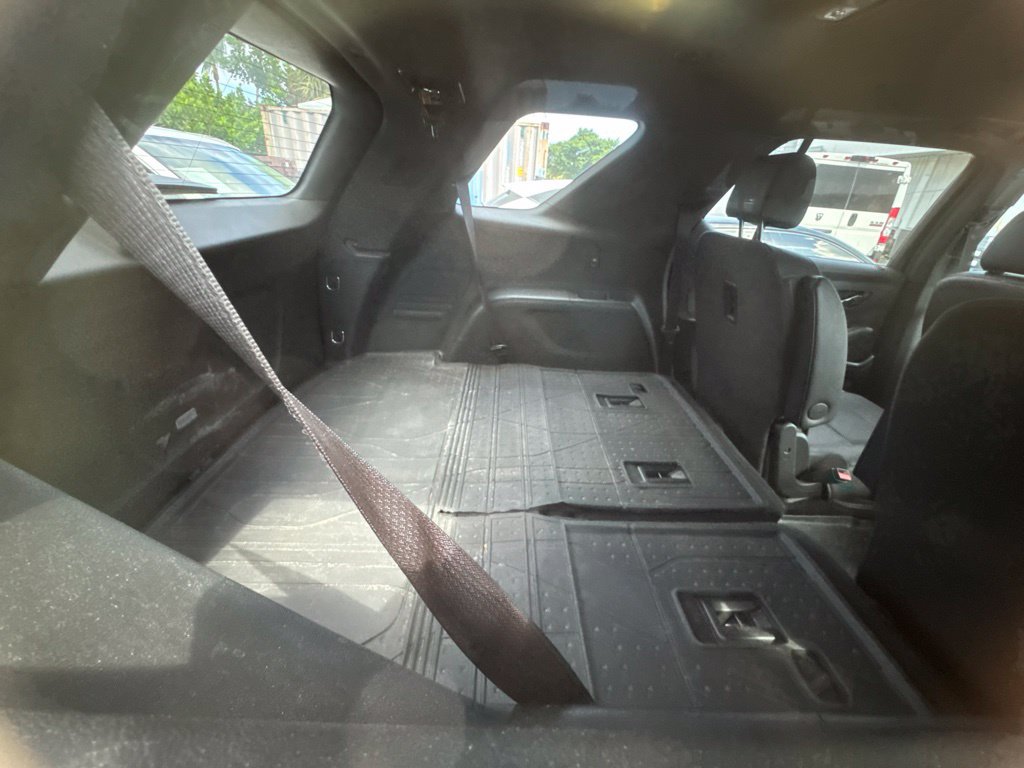 Used 2022 Chevrolet Traverse LT FWD image 16