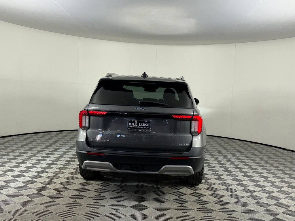 Used 2025 Ford Explorer Platinum w/ LUX Leather Package image 7