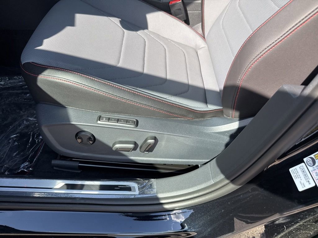 New 2026 Volkswagen Jetta GLI Autobahn FWD image 18