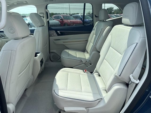 New 2026 Buick Enclave Avenir w/ LPO, Floor Liner Package image 30