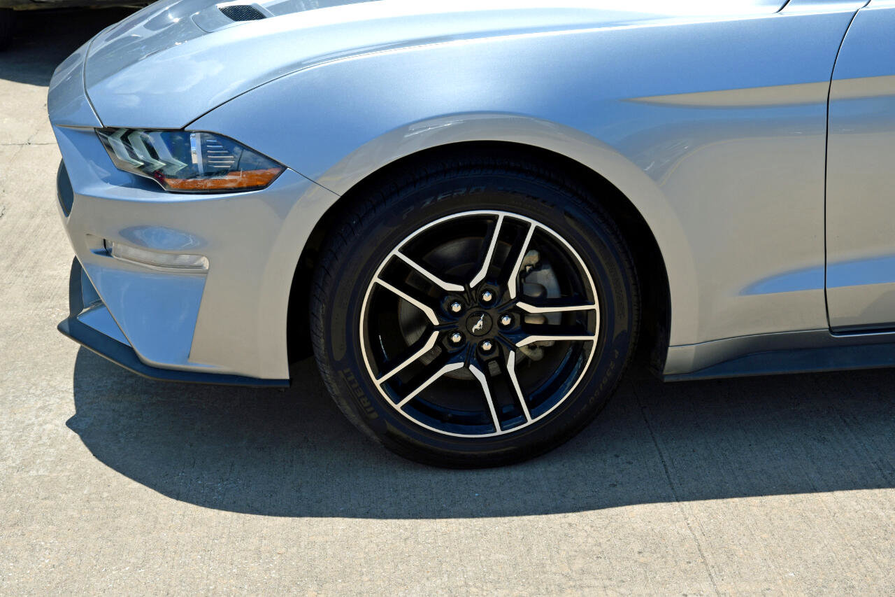 Used 2022 Ford Mustang Premium image 4