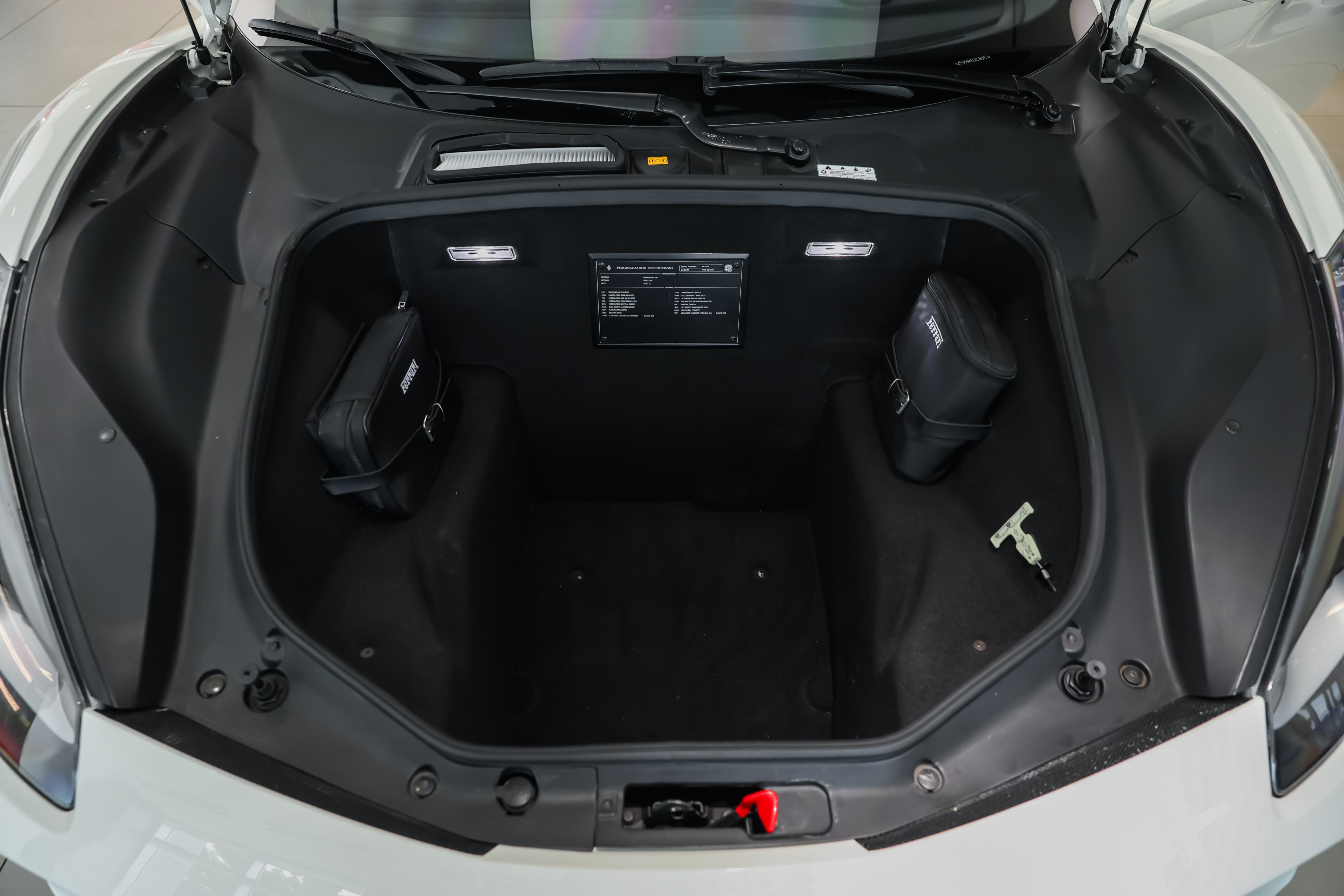 Used 2018 Ferrari 488 Spider RWD image 37