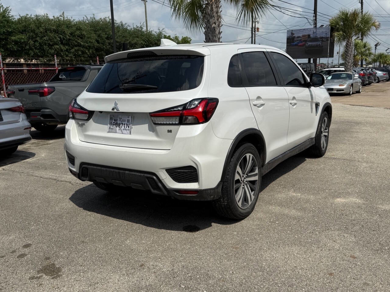 Used 2020 Mitsubishi Outlander Sport SE FWD image 6