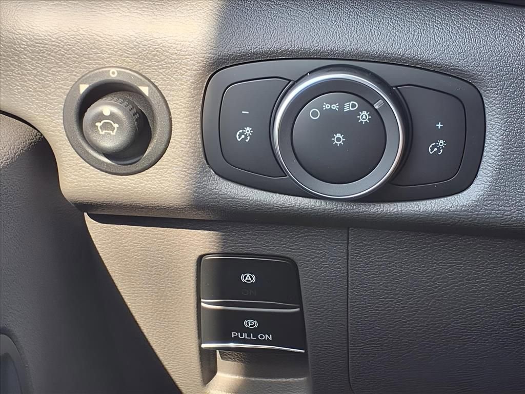 Used 2023 Ford E-Transit 148 High Roof Extended w/ Load Area Protection Package image 16