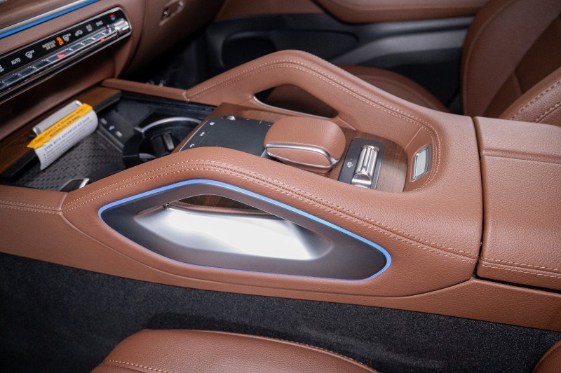 New 2026 Mercedes-Benz GLS 450 4MATIC image 21