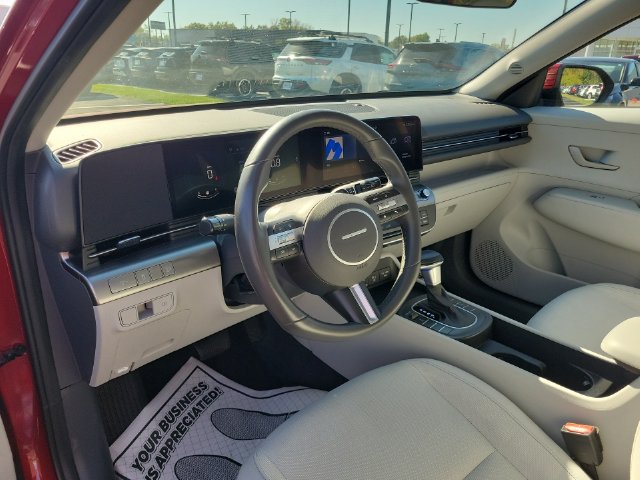 Used 2025 Hyundai Kona SEL AWD/4WD image 18