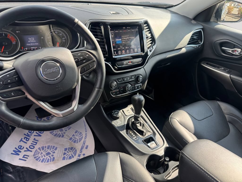 Used 2019 Jeep Cherokee Limited AWD/4WD image 10