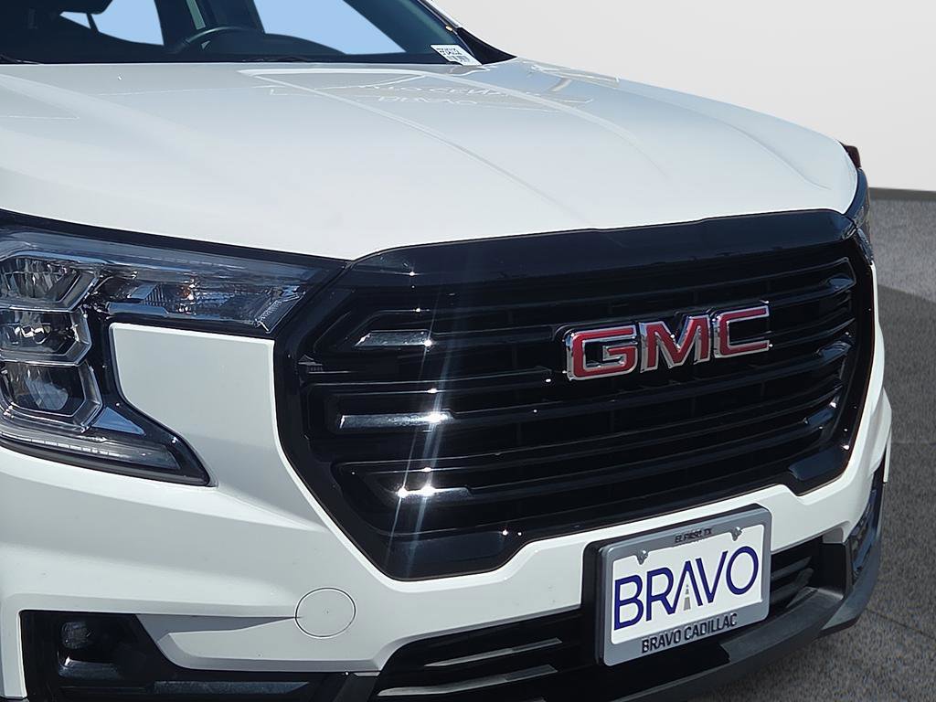 Used 2023 GMC Terrain SLT w/ Elevation Edition FWD image 17
