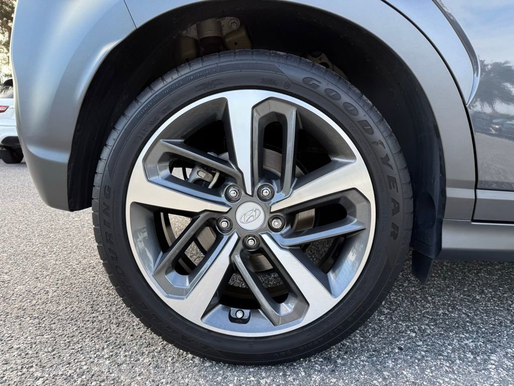 Used 2020 Hyundai Kona Ultimate image 9