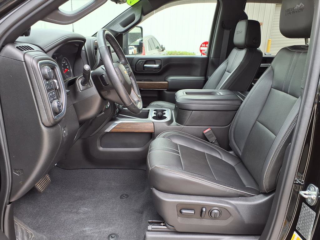 Used 2020 Chevrolet Silverado 2500 High Country w/ Z71 Off-Road Package image 20