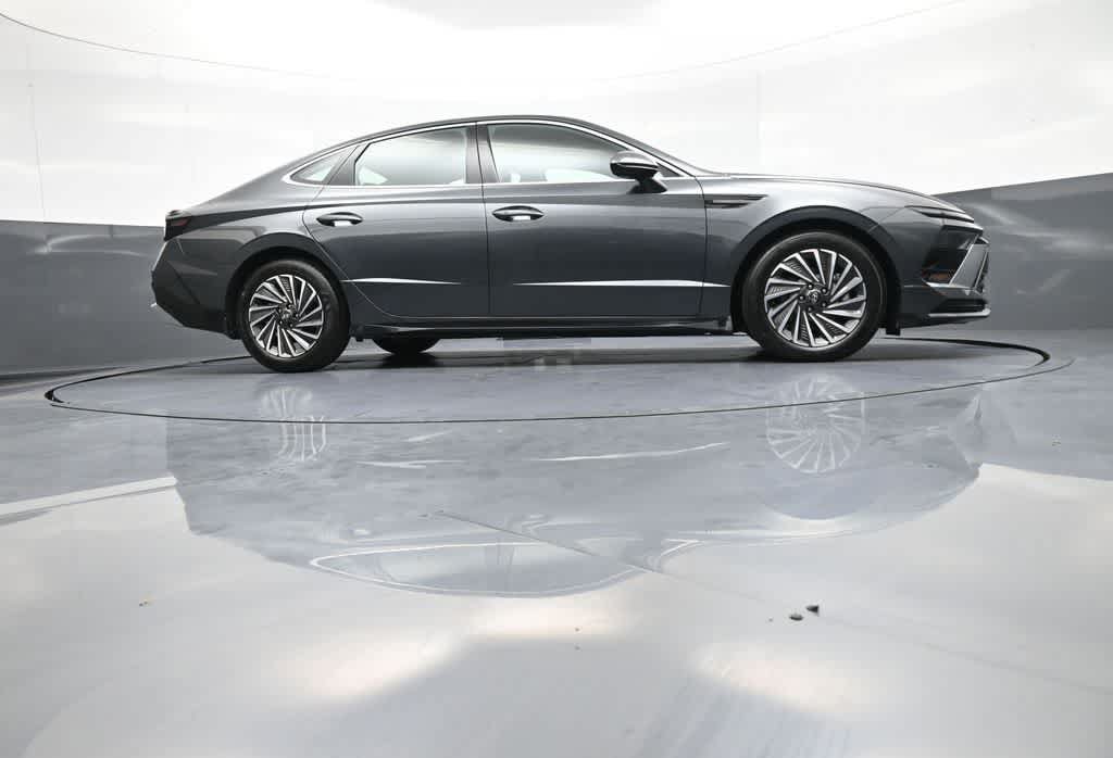 Used 2026 Hyundai Sonata SEL FWD image 29