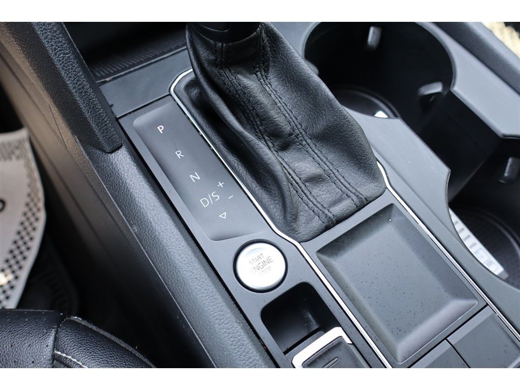 Used 2021 Volkswagen Atlas SE FWD image 39