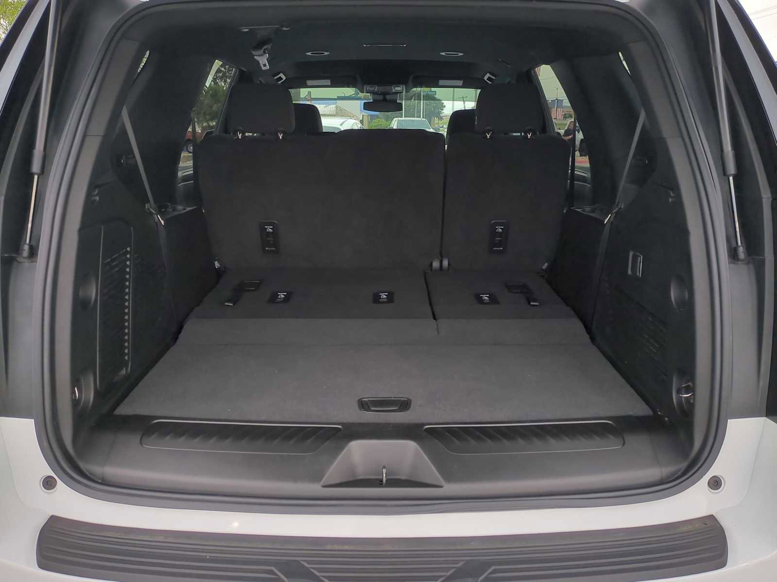 Used 2024 Chevrolet Tahoe LS w/ Driver Alert Package RWD image 26